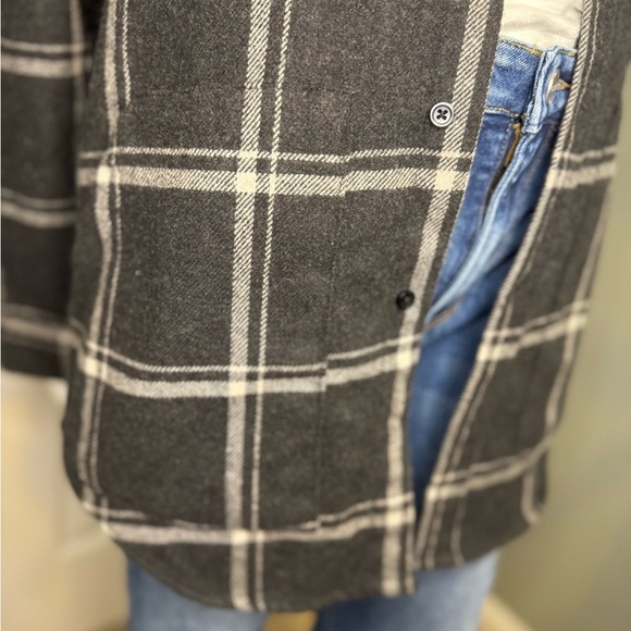 ASOS Ladies Design Flannel Shirt Size Small. - Picture 3 of 9